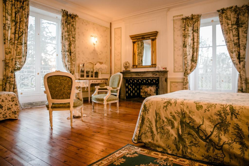 Le Domaine Du Chene Vert Chateau-Gontier Bagian luar foto