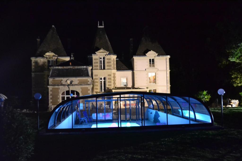 Le Domaine Du Chene Vert Chateau-Gontier Bagian luar foto