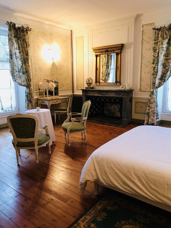 Le Domaine Du Chene Vert Chateau-Gontier Bagian luar foto